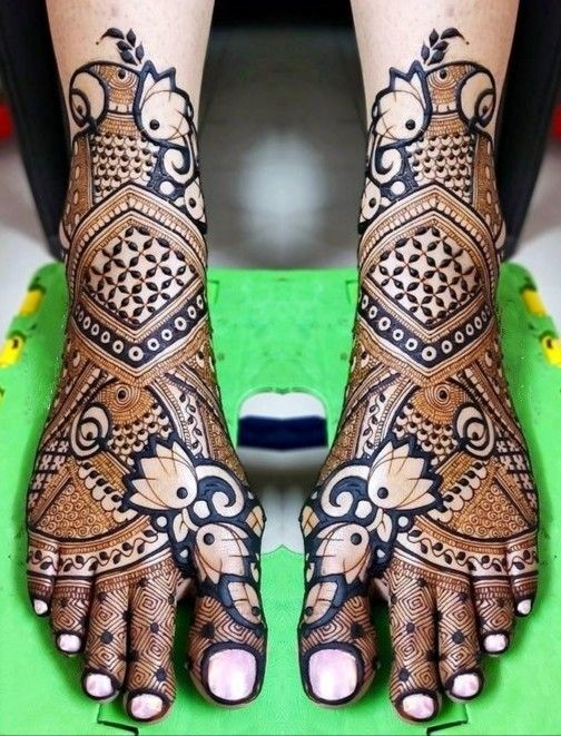Foot Mehndi Design for bride